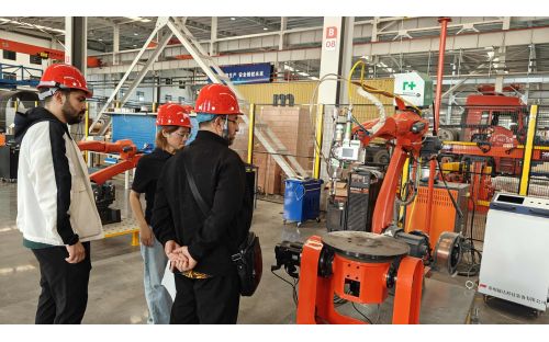 Turkish Clients Visit YUEDA-TECH’s Xinmi Factory to Explore Robotic Welding Solutions